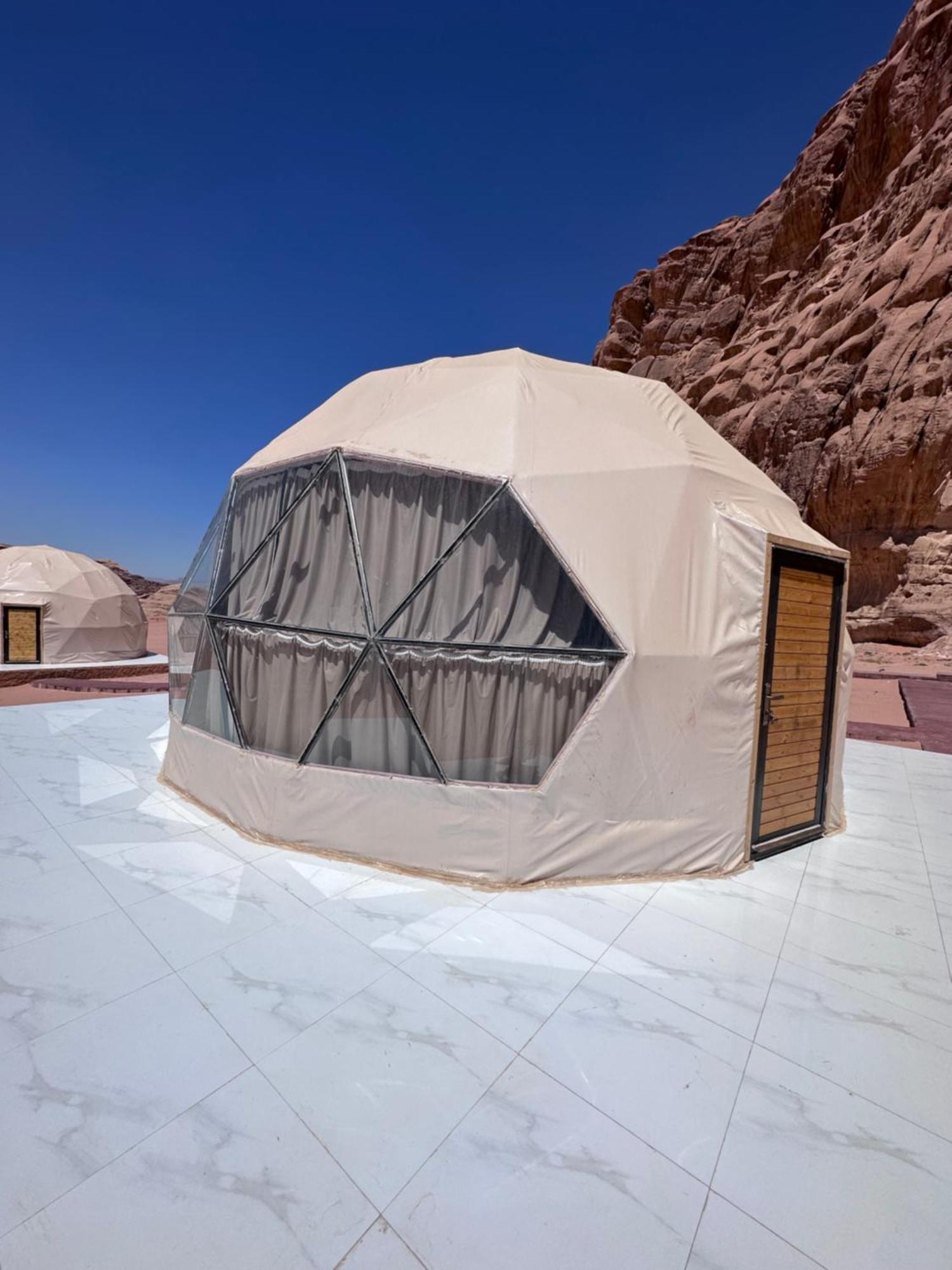 Wadi Rum Bedouin Style Camp Hotel Exterior photo