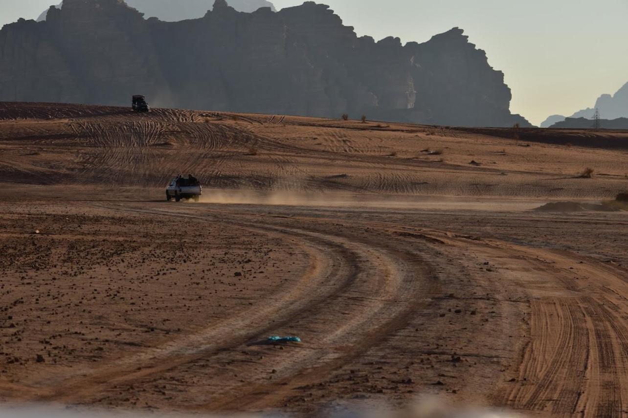 Wadi Rum Bedouin Style Camp Hotel Exterior photo