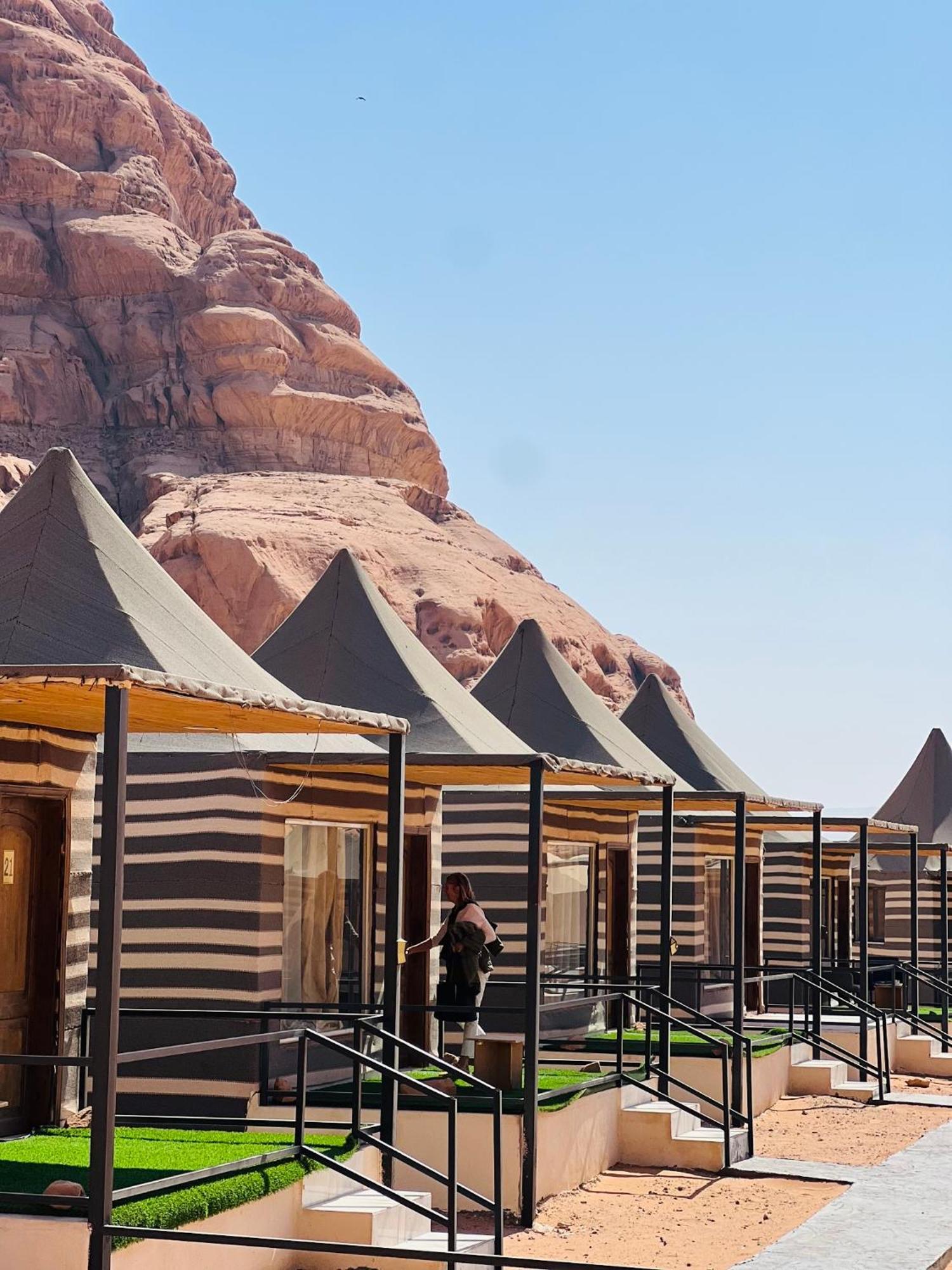 Wadi Rum Bedouin Style Camp Hotel Exterior photo